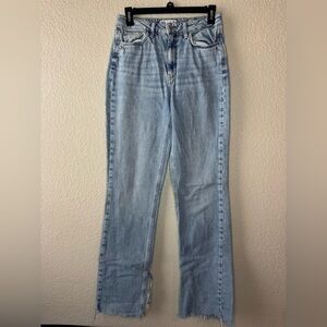 ZARA Raw Hem Straight Leg Jeans | Size 4 | Distressed Slit Hem 🖤